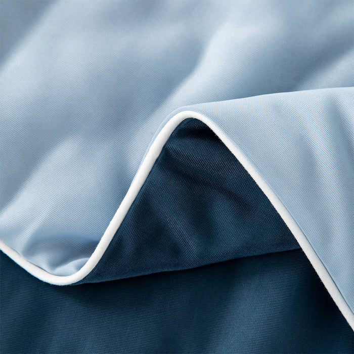 EPINOVA AEROCOOL REVERSIBLE BLANKET - SINGLE 140X190CM (Sub Blue/Fushion Blue)